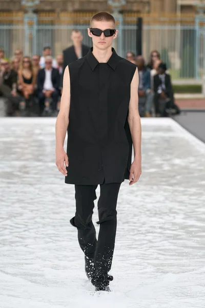 Look 41